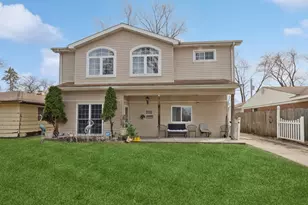 665 Cindy Ln, Wheeling, IL 60090 - Photo 2