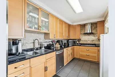 665 Cindy Lane, Wheeling, IL 60090 - Photo 6