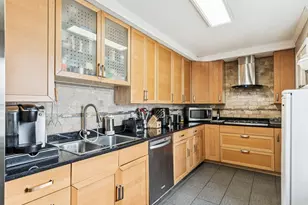 665 Cindy Ln, Wheeling, IL 60090 - Photo 6