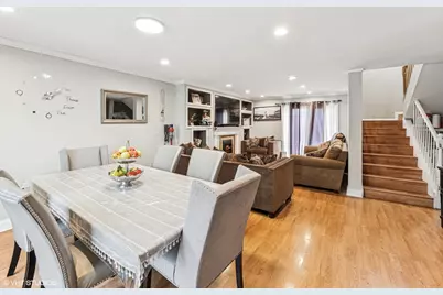 665 Cindy Lane, Wheeling, IL 60090 - Photo 8