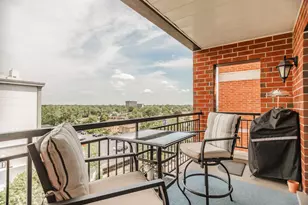 5555 N Cumberland Ave, Chicago, IL 60656 - Photo 16