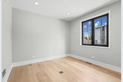 [Address not provided], Glenview, IL 60025 - Photo 12