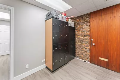 9999 Confidential Avenue, Palatine, IL 60067 - Photo 12