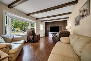 5613 W 84th Pl, Burbank, IL 60459 - Photo 6