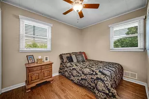 5613 W 84th Pl, Burbank, IL 60459 - Photo 14