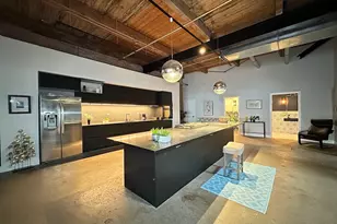 3134 W Carroll St, Chicago, IL 60612 - Photo 2