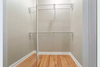 5728 N Maplewood Avenue, Chicago, IL 60659 - Photo 18