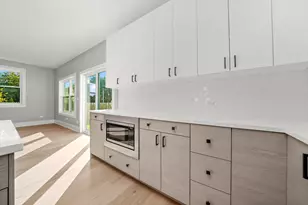 4009 Faith Ln, Saint Charles, IL 60174 - Photo 10