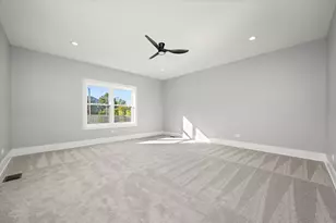 4009 Faith Ln, Saint Charles, IL 60174 - Photo 12