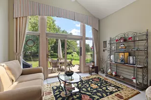 8700 Berkley Ct, Orland Park, IL 60462 - Photo 10