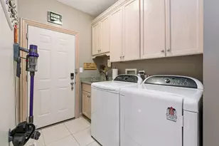 8700 Berkley Ct, Orland Park, IL 60462 - Photo 30