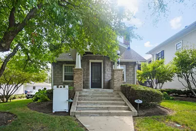 610 N Washington Street, Naperville, IL 60563 - Photo 1