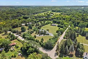 9500 Church Rd, Barrington, IL 60010 - Photo 4