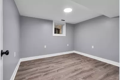 2424 W Hollywood Avenue #3, Chicago, IL 60659 - Photo 14