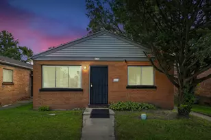 14715 Maplewood Ave, Harvey, IL 60426 - Photo 1