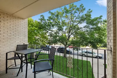 6455 W Belle Plaine Avenue #208, Chicago, IL 60634 - Photo 12