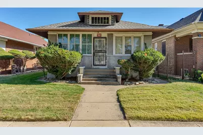 7617 S Crandon Avenue, Chicago, IL 60649 - Photo 1