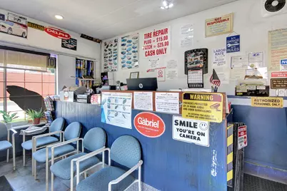 635 Burnham Avenue, Calumet City, IL 60409 - Photo 4