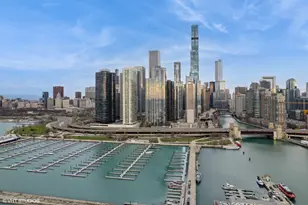 211 N Harbor Dr, Chicago, IL 60601 - Photo 30