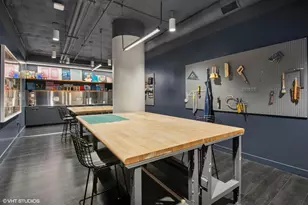 211 N Harbor Dr, Chicago, IL 60601 - Photo 24