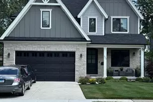 445 Broker Ave, Itasca, IL 60143 - Photo 1