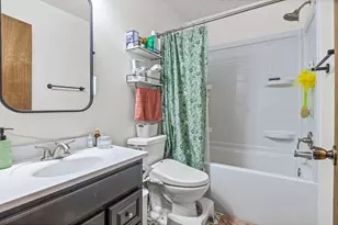 29W276 Bolles Ave, West Chicago, IL 60185 - Photo 14