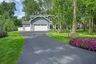 1150 Highland Ave, Lake Forest, IL 60045 - Photo 2