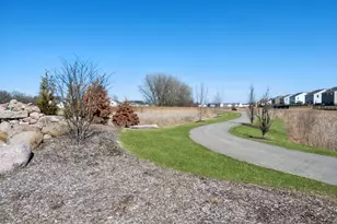 895 Brielle Blvd, Gilberts, IL 60136 - Photo 22