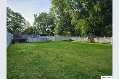 705 S Washington, Carthage, IL 62321 - Photo 24