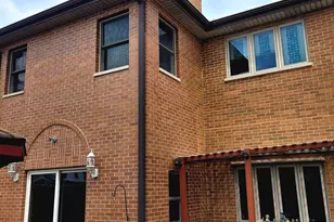 5153 Dobson St, Skokie, IL 60077 - Photo 2