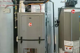 4704 S St Lawrence Ave, Chicago, IL 60615 - Photo 22