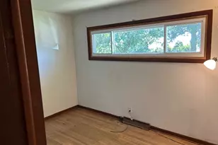 10502 Seaman Rd, Hebron, IL 60034 - Photo 12