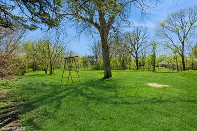 223 E 56th Street, Westmont, IL 60559 - Photo 6