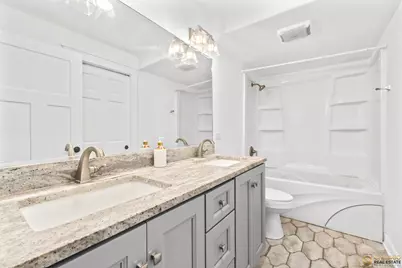 316 Old Sutton Road, Barrington, IL 60010 - Photo 14