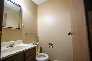 209 Fox Trot, Dixon, IL 61021 - Photo 16