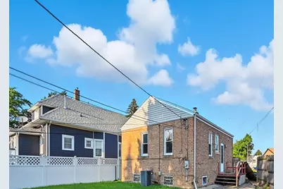 3310 Highland Avenue, Berwyn, IL 60402 - Photo 6