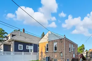 3310 Highland Ave, Berwyn, IL 60402 - Photo 6