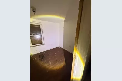 8417 S Escanaba Avenue, Chicago, IL 60617 - Photo 12