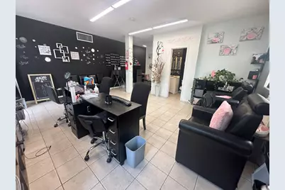 5657 W Fullerton Avenue, Chicago, IL 60639 - Photo 2