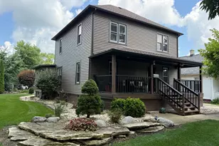 218 W 1st St, Spring Valley, IL 61362 - Photo 1