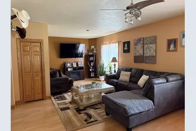 218 W 1st Street, Spring Valley, IL 61362 - Photo 16