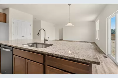 206 Cress Creek Trail, Poplar Grove, IL 61065 - Photo 6