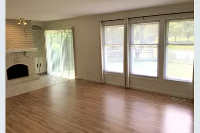 835 Heather Lane, Hoffman Estates, IL 60169 - Photo 4