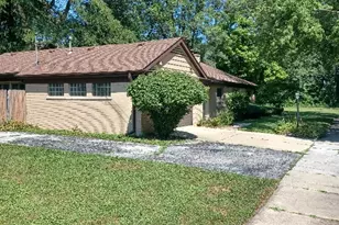 210 Maple Ln, Thornton, IL 60476 - Photo 16