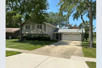 1930 N Lakeside Plaza, Hoffman Estates, IL 60169 - Photo 1