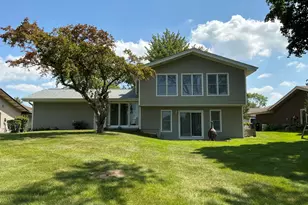 1930 N Lakeside Plaza, Hoffman Estates, IL 60169 - Photo 14