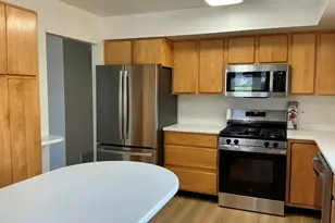 1930 N Lakeside Plaza, Hoffman Estates, IL 60169 - Photo 6