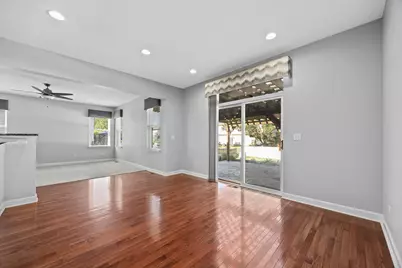 725 Delacourte Avenue, Bolingbrook, IL 60490 - Photo 12