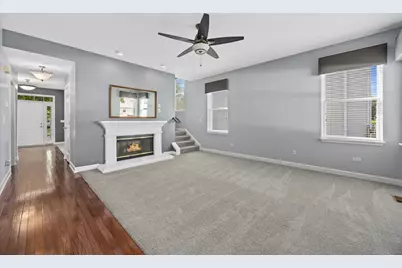 725 Delacourte Avenue, Bolingbrook, IL 60490 - Photo 8