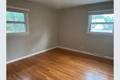 330 W Holly Court, Glenwood, IL 60425 - Photo 14